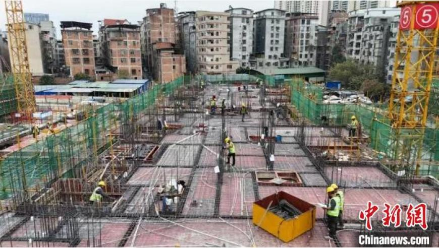 澳门2025天天开彩好资料开将结果,特朗普称乌想获安全保障要用矿来换,前瞻性战略落实探讨_完整版V13.71