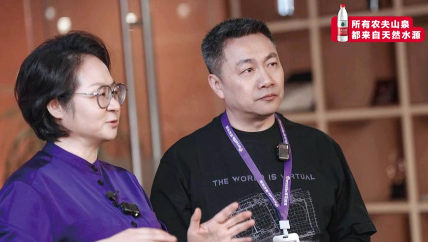 卡式炉起火 妈妈沉着冷静灭火,管家婆资料精准正版大全,最新核心解答落实_社交版V14.94